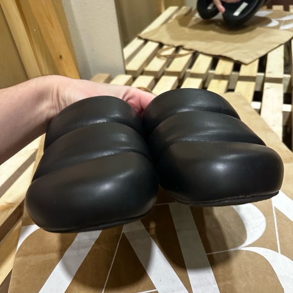 H&M Quilted Slippers Clogs - Picture 6 of 10